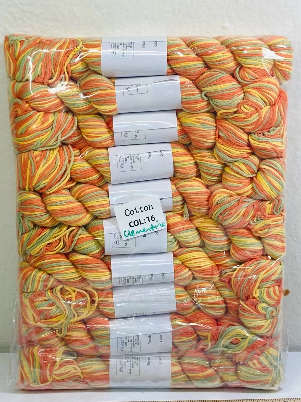 10 NEW (~500g total, ~50g ea.) 100% Cotton Variegated Hanks in Clementine